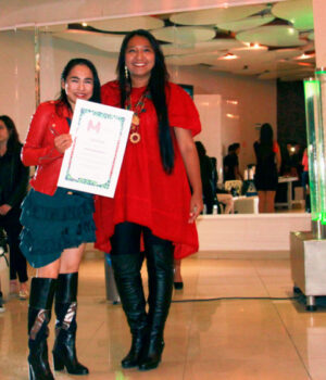 Reconocimiento-alumna-UMAD-diseno-modasjpg-844x562