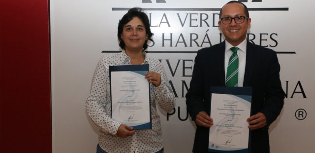 Programas académicos IBERO Puebla reciben constancias del padrón EGEL-Ceneval