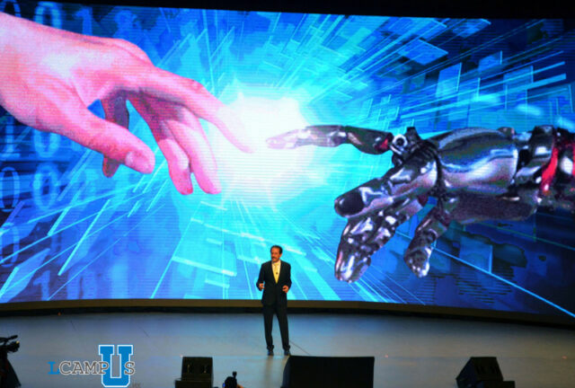 Será BUAP Una universidad nunca antes vista en la historia: Alfonso Esparza Ortiz