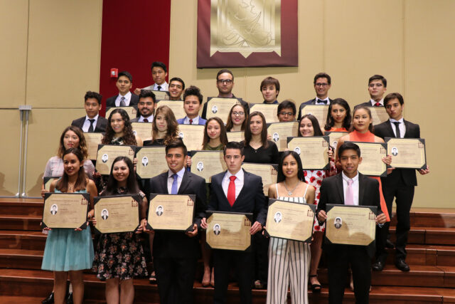 Los jóvenes deben poner en práctica valores y talento al servicio de la sociedad: UPAEP