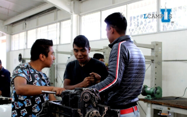 ICATLAX Capacita a personas mayores de 15 años para emprender sus negocios