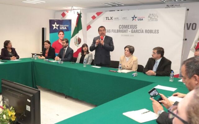 Anuncia gobierno de Tlaxcala las becas Fulbright-García Robles del Centro Education USA