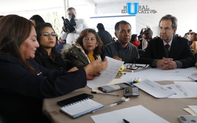 Educación pública se debe construir para que enseñe a pensar y sentir: Esteban Moctezuma Barragán