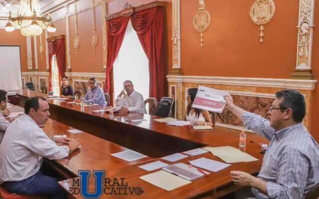 Gobernador Marco Mena pospone los pagos de impuestos sobre nómina