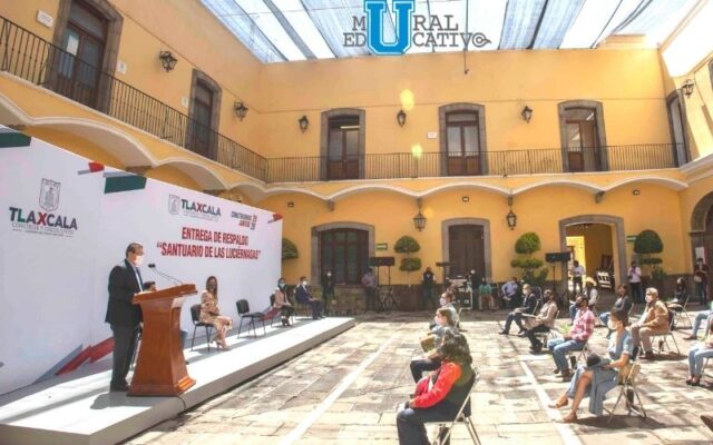 Marco Mena Apoya A 500 Guías Y Monitores Del “Santuario De Las Luciérnagas”