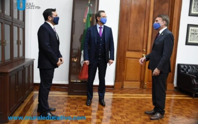 Esteban Moctezuma Barragán tomo protesta al poblano Arturo Reyes Sandoval como Director General del IPN