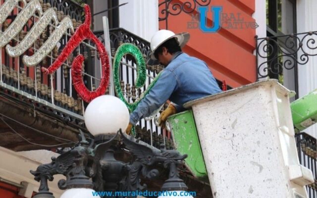 Ayuntamiento de Puebla instalará 1,700 adornos luminosos con motivos del mes patrio