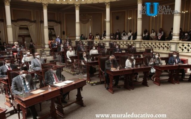 Promover el diálogo y colaboración llaman diputados de la LXI Legislatura, al rendir protesta