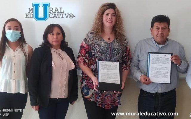 Firman convenio de colaboración Universidad Realística de México y Ayuntamiento de San Juan Huactzinco