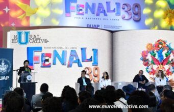 Con más de 400 actividades culturales y literarias, inició en el edificio Carolino la Feria del Libro BUAP 2026