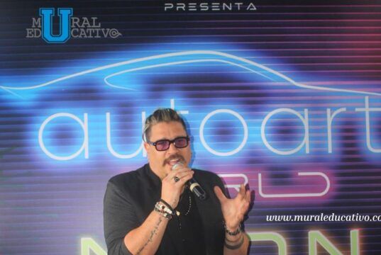 Gran Expectativa En Puebla Por El Autoart World”Neon Experience”