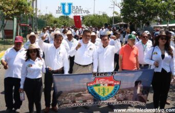 En Atencingo, el diputado Pável Gaspar Ramírez participó en el desfile conmemorativo por el Día del Trabajo