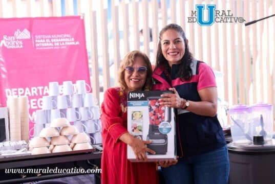 Entrega Lupita Cuautle Nuevo Equipamiento Para Desayunadores Escolares