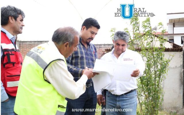 Supervisa CAPCEE obras en escuelas en la Sierra Norte