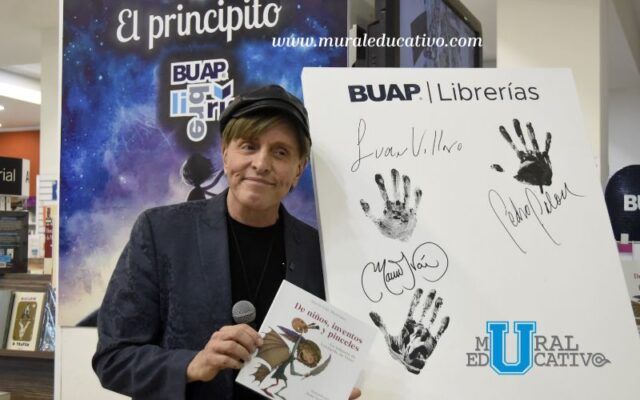Presenta Mario Iván Martínez colección de cuentos infantiles en la Librería CCU