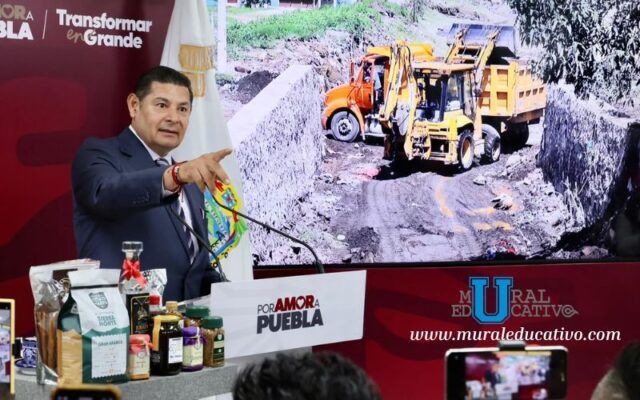 Alejandro Armenta plantea cambiar deuda del Audi y CIS por hospitales itinerantes para Puebla