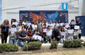 Plasman estudiantes BUAP su talento y creatividad en mural de la preparatoria de Tepeaca
