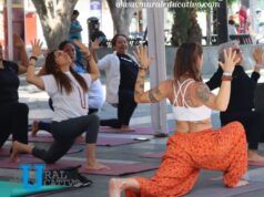 Reúne Gobierno de la Ciudad a personas jóvenes y adultas mayores en jornada comunitaria de yoga